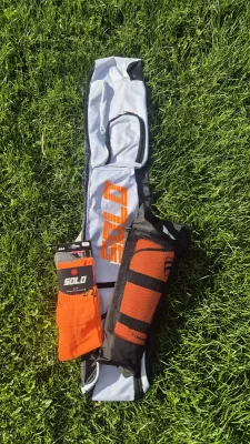 Solo hockeytas + scheenbeschermers & sokken